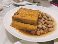 卤豆腐-香港百合居(LCM置汇旭辉广场店)