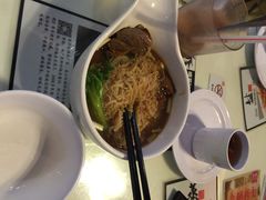 大咀港式茶餐厅(宝山万达店)-新大咀港式茶餐厅(宝山万达店)