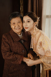 -满庭芳婚纱礼服店