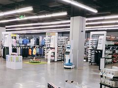 -迪卡侬(顺峰山店)