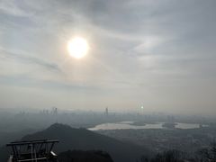 -紫金山山顶公园