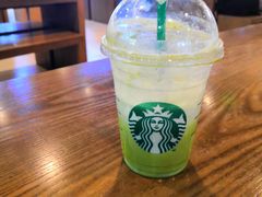 -星巴克臻选(盐城金鹰聚龙湖店)