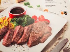 -必胜客(欧亚卖场店)