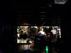 -南锣鼓巷吉他吧(鼓楼店)