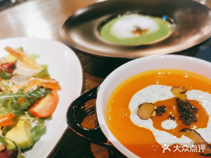 Ponte 意大利餐厅松露南瓜汤图片
