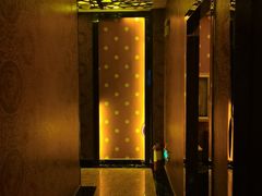 -康源四季推拿足道(罗秀店)