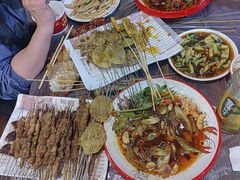 -亮亮烧烤(积玉桥总店)