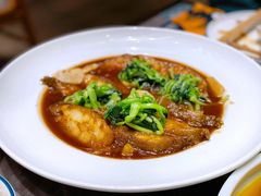 独蒜红煨鲽鱼-闫府私房菜·老字号(恒隆店)