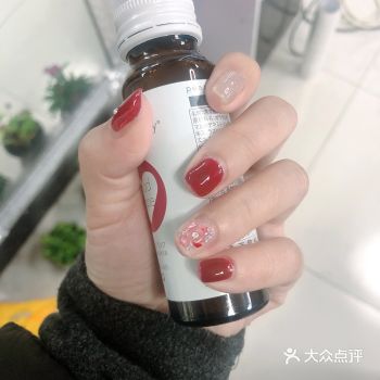 p2已经两个月没出过门了 看到相册里之前拍的汽水