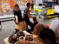 -郑记•不夜城烧烤•龙虾•虾蟹(黄鹤楼店)