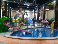 -泉城欧乐堡戏水湾艺术养生温泉