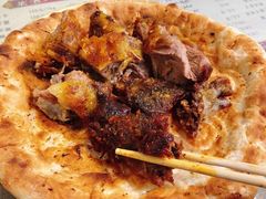 -艾力江和田馕坑烤肉店