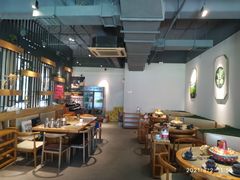 大堂-贰重天冰煮羊自助火锅(东坝店)
