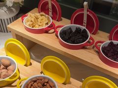 -浅深(世茂滨江精品店)