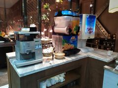 -小天鹅戴斯酒店鲸鲨百汇创作料理