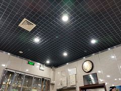 -壹条龙饭庄台基厂店