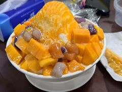 芒果芋圆牛奶绵绵冰-水牛奶皇后糖水铺(深圳总店)