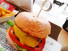 -龙治汉堡(中华城店)
