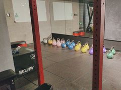 -懒人Club运动健身·运动康复·私教(三迪中心店)