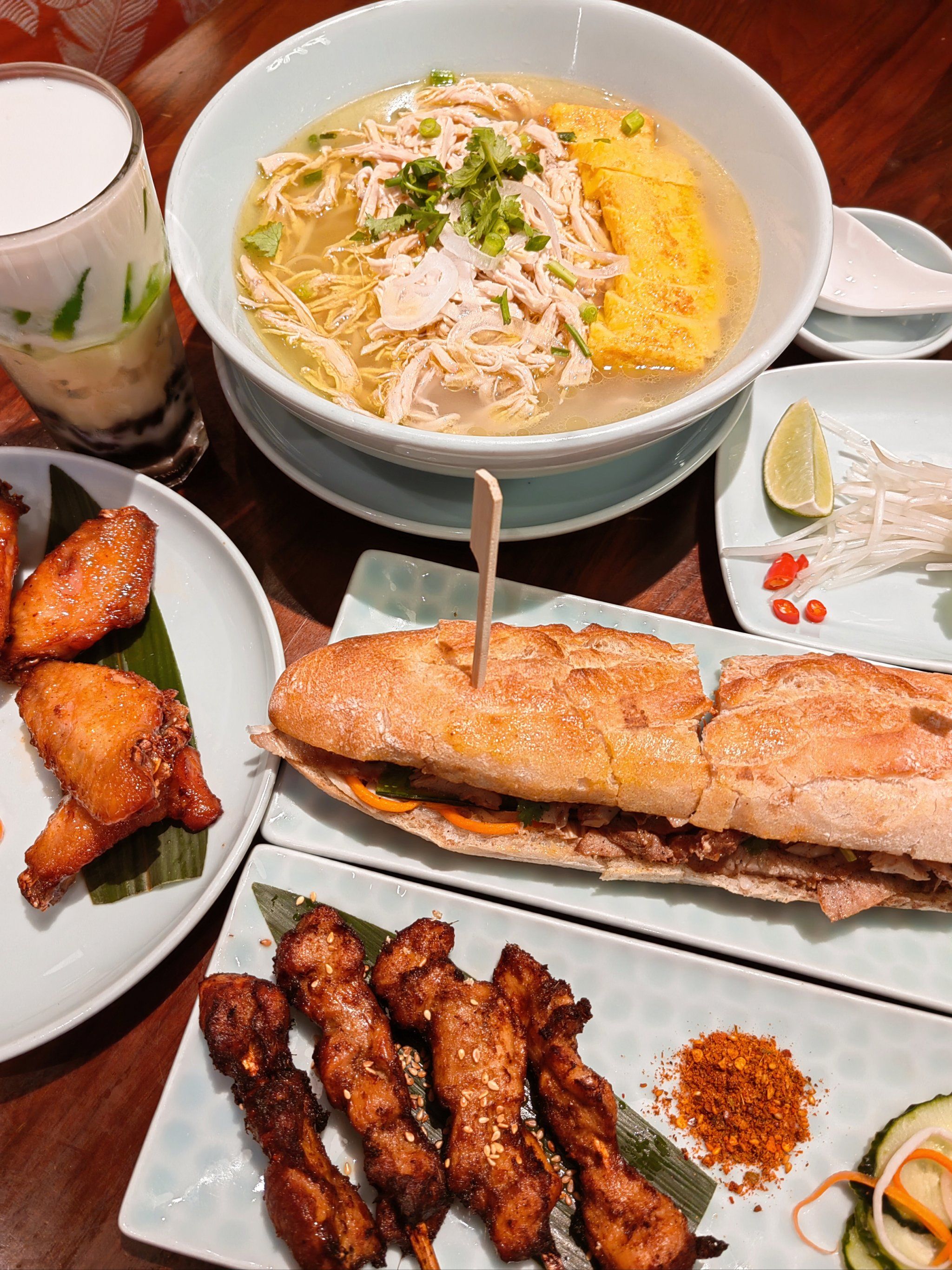 吃河粉 我推荐西贡妈妈 97