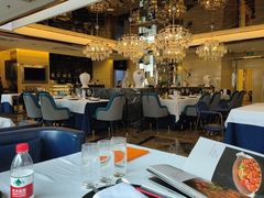 -马克西姆俄罗斯餐厅(通亚街店)