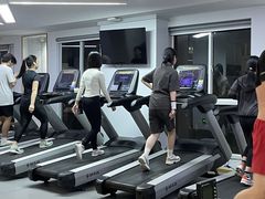 -超鹿运动(五四路恒力城店)