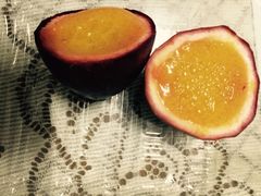 -志龙皇冠吃货椰子铺