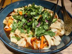 石河子凉皮-耶里夏丽·新疆菜(田林东路店)