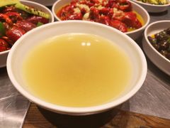 -龙巢盱眙龙虾·牛蛙·烧烤宵夜(八卦岭店)