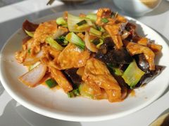 -何适山庄 ·可团建(水长城P2停车场店)