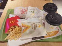 -麦当劳(新王府井店)