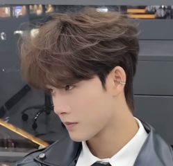 -尤司男士国潮理发馆