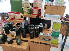-星巴克(成都市中海右岸环宇坊店)