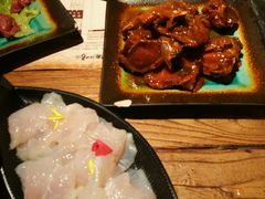 -老牌坊云南鱼豆花火锅(嵩山店)