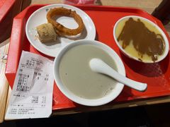 -护国寺小吃店(红莲南路店)
