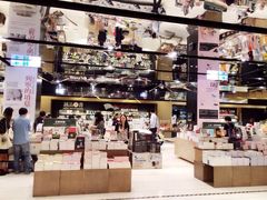 诚品书店(信义旗舰店)-诚品(信义店)