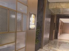 -上海虹桥祥源希尔顿酒店