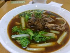 半筋半肉刀削面-台北楚楚园馅饼粥(虹桥南丰城店)