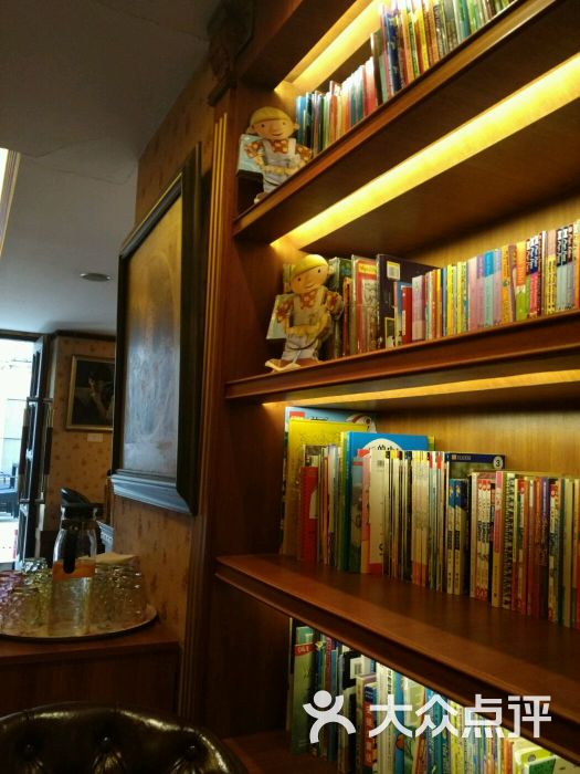 千彩书坊 eddington literary house(常德路店)图片 - 第32张