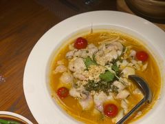 金汤酸菜海鲈鱼-肴约·花园式餐厅(湖里店)