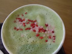 樱绽草莓茶拿铁-星巴克(蔡伦路店)