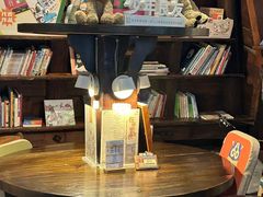 -良友书坊(安徽路店)