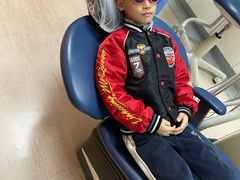 -瑞尔齿科(南京东路名人诊所)