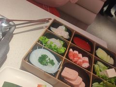 -海底捞火锅(杭州庆春路夜宵主题店)