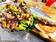 甜辣牛肉沙拉-Moka Bros 摩卡站(嘉华店)