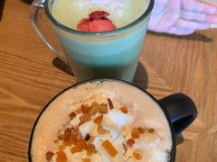 -星巴克臻选(上海合生汇1F店)