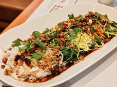 外婆大拌菜-孙家外婆•长春地标美食新名片(红旗街万达店)