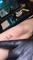 -木子·纹身店TATTOO穿孔·洗纹身