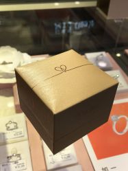 -周生生Chow Sang Sang(新世界店)