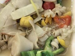 -谊荣海鲜大牌档(石湖店)